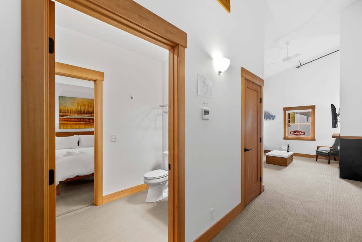 Entry Hallway