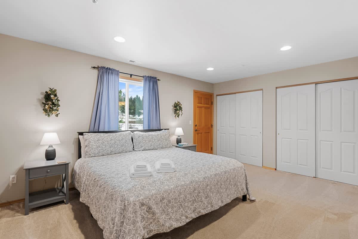 King bed